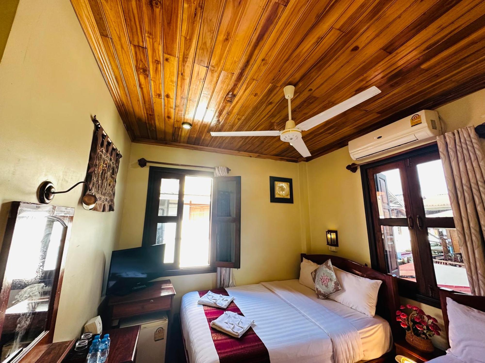Anisa Mekong Riverside Villa Luang Prabang Exterior foto