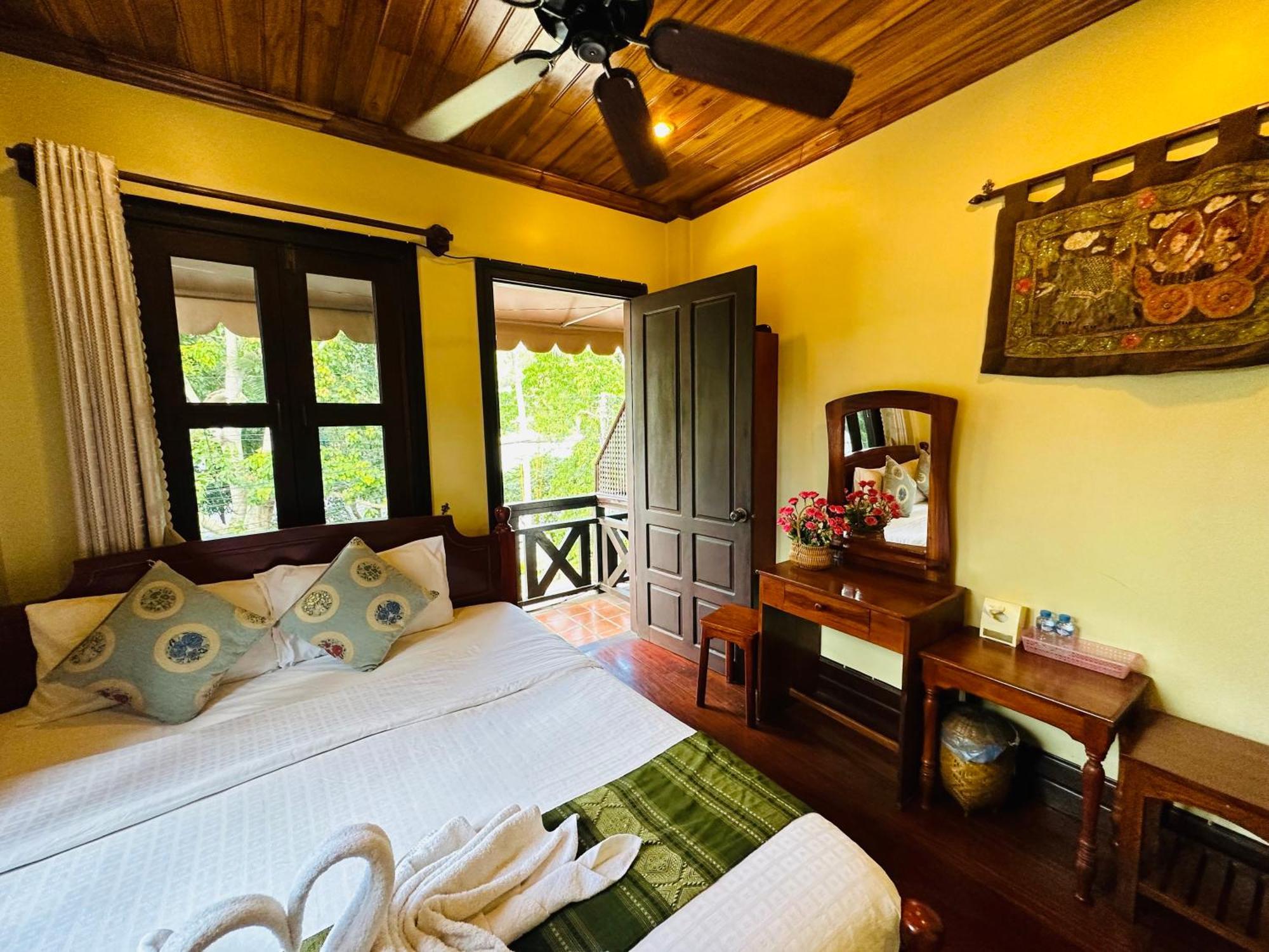 Anisa Mekong Riverside Villa Luang Prabang Exterior foto