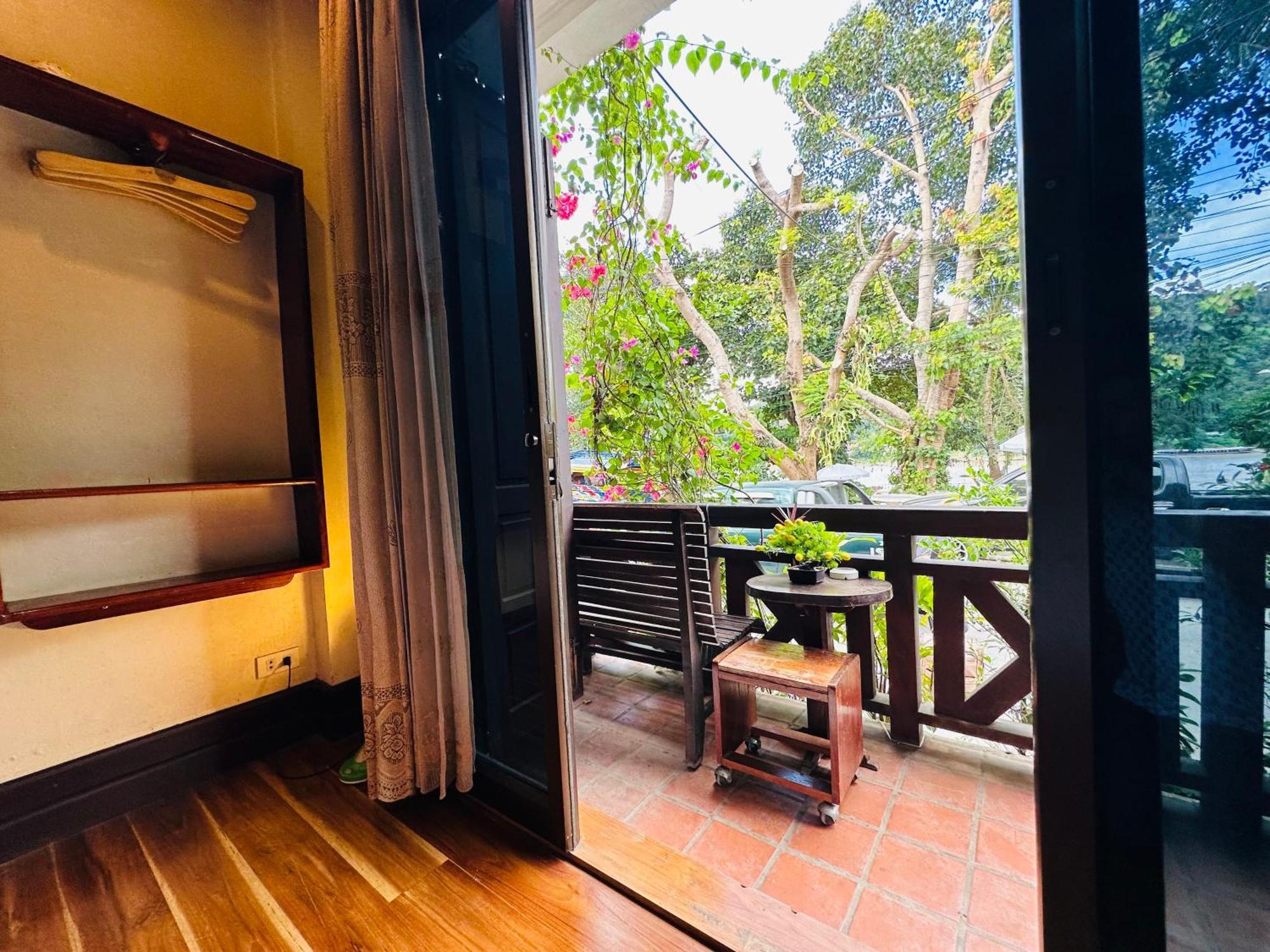 Anisa Mekong Riverside Villa Luang Prabang Exterior foto
